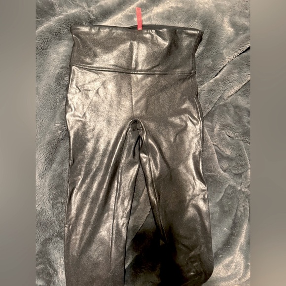 Spanx Faux Leather - Picture 2 of 5